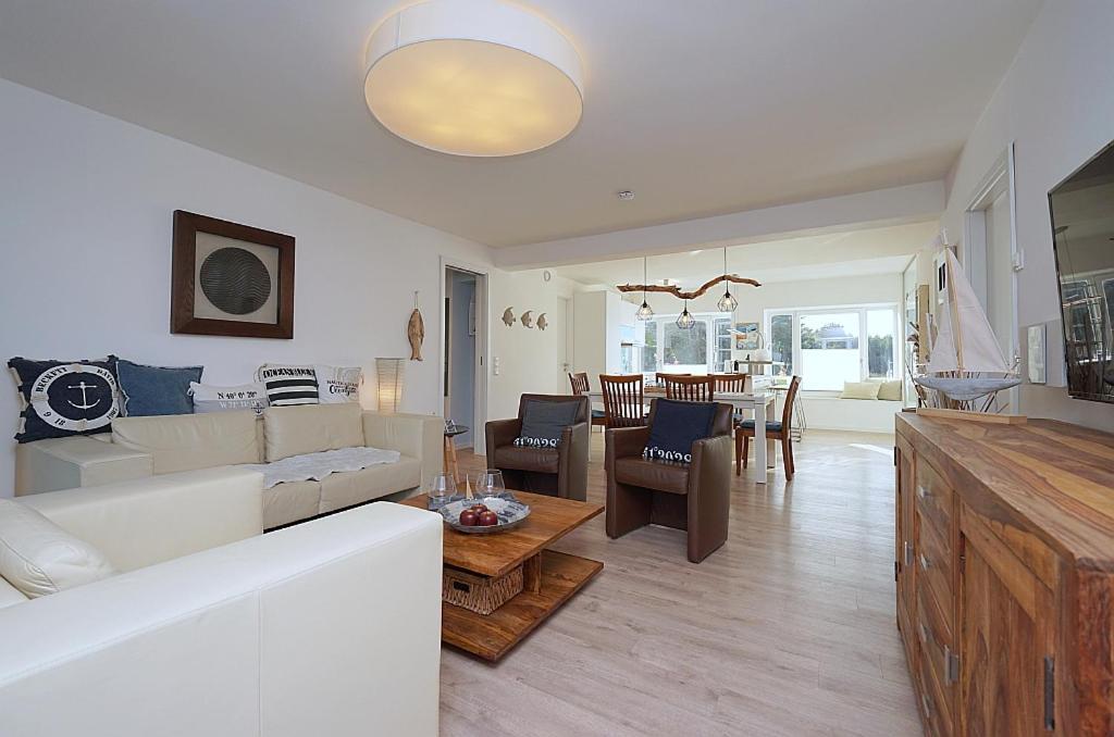 Apartment Traum Strandliebe Mit Meerblick, 3 Schlafzimmer, 2 Baeder