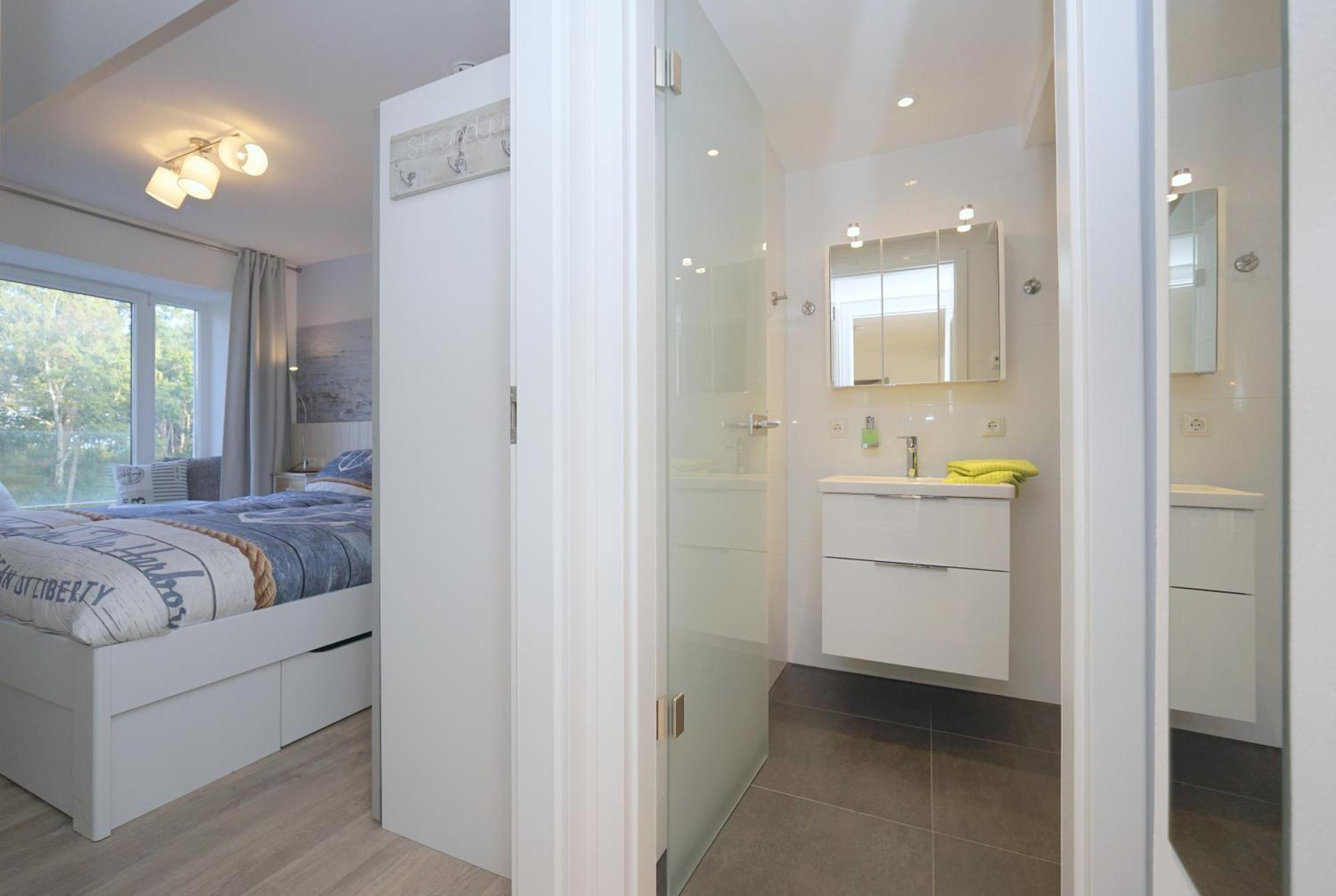 Traum Strandliebe Mit Meerblick, 3 Schlafzimmer, 2 Baeder Apartment