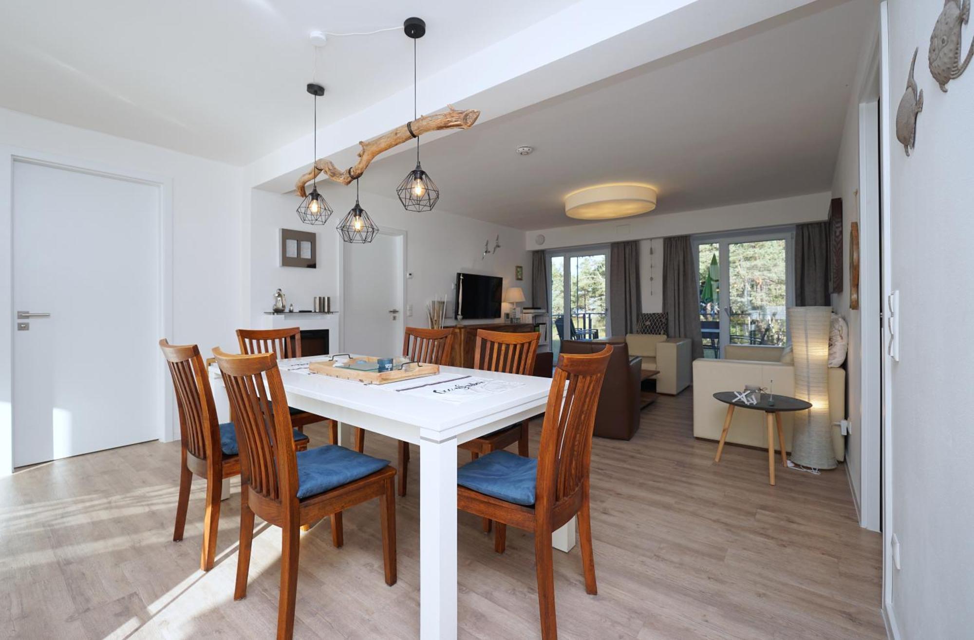 Apartment Traum Strandliebe Mit Meerblick, 3 Schlafzimmer, 2 Baeder *