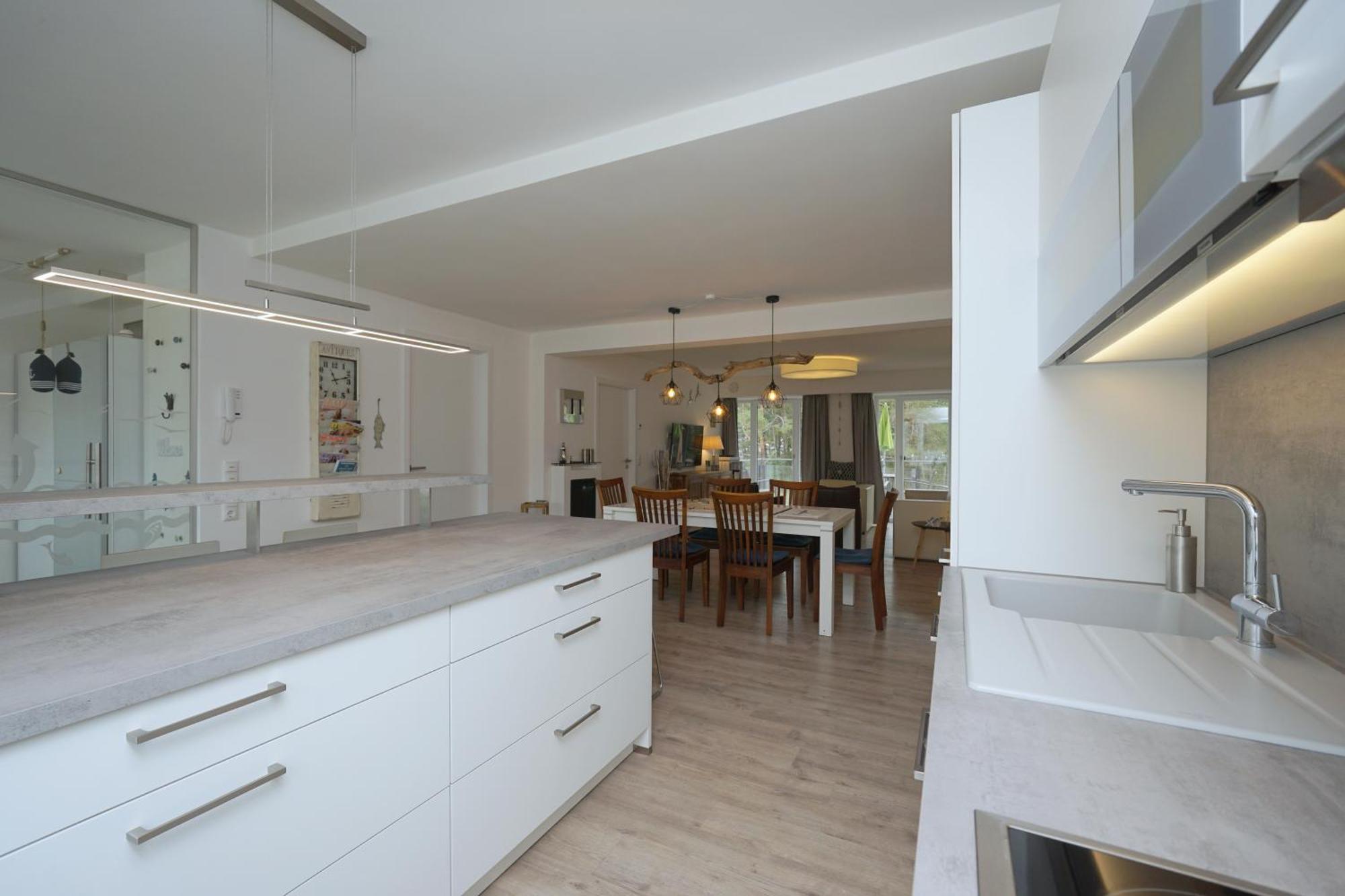 Apartment Traum Strandliebe Mit Meerblick, 3 Schlafzimmer, 2 Baeder Binz